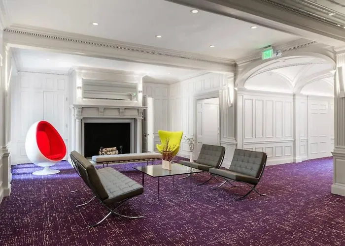 Stylish Hotel Room In Boston\'S Fenway - Unit #104 V2